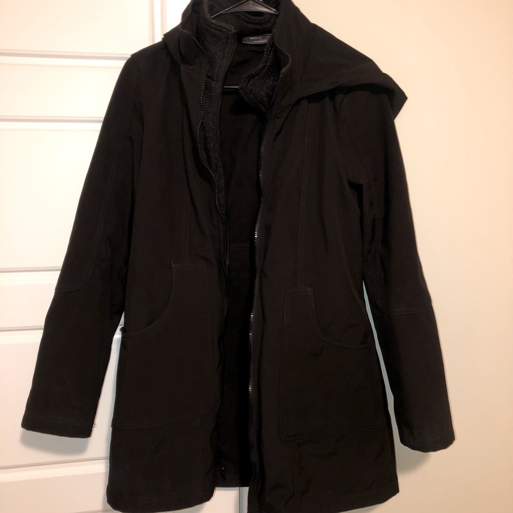 Black winter coat size medium by Tek Gear!